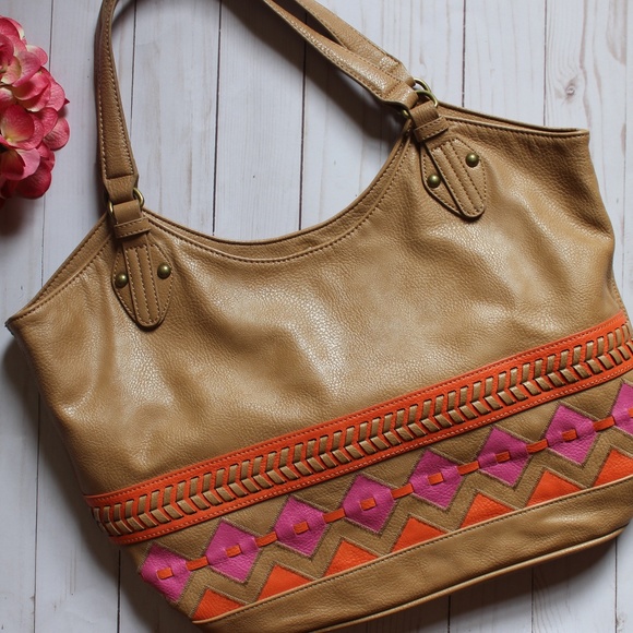 Jessica Simpson Handbags - Gorgeous Jessica Simpson Handbag